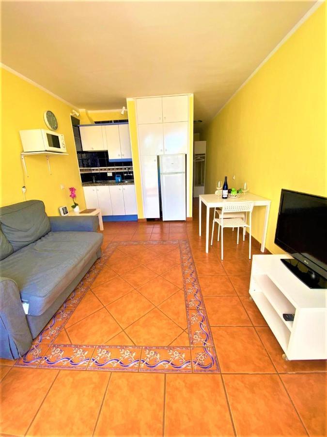 Cozy One Bedroom Apartment With Spacious Terrace. Pool And Garden View Costa Del Silencio Exterior foto